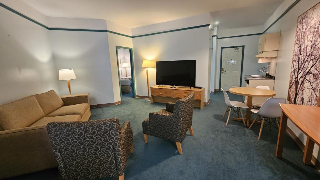 The Cedars Inn Hotel & Convention Centre Gibsons Eksteriør billede