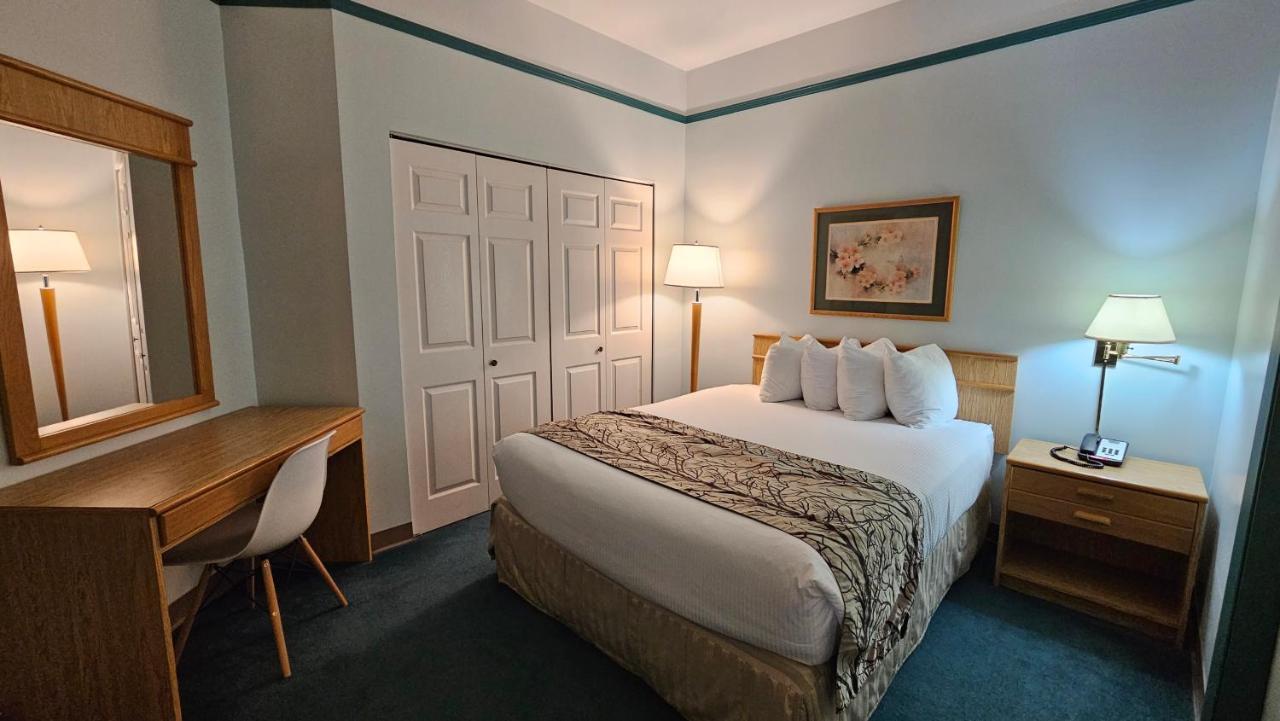 The Cedars Inn Hotel & Convention Centre Gibsons Eksteriør billede