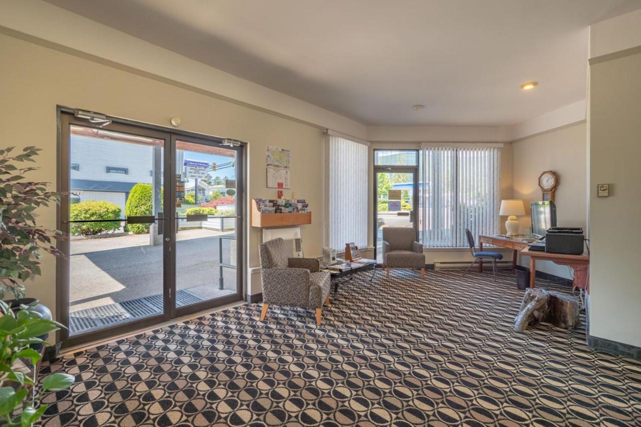 The Cedars Inn Hotel & Convention Centre Gibsons Eksteriør billede
